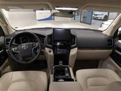 تۆیۆتا لاند کروزەر